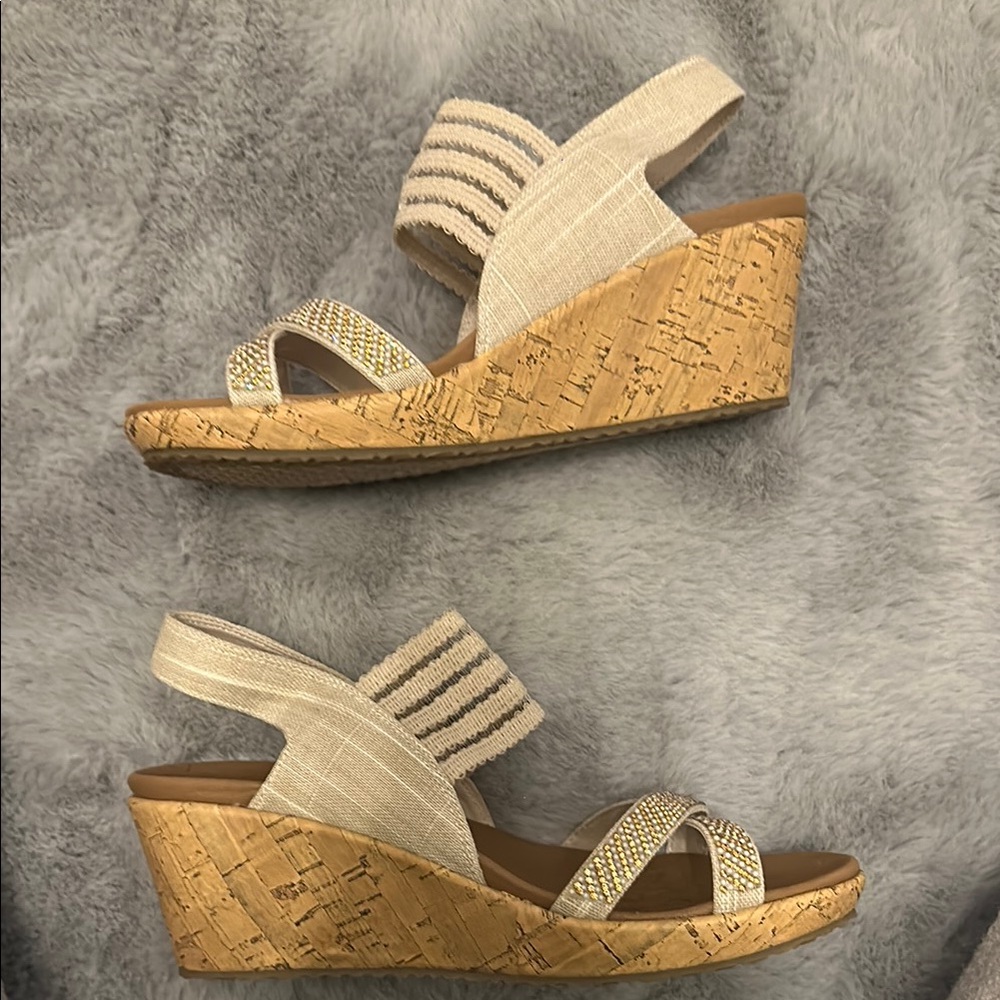 Skechers Tan Sandals Open Toe Ankle Strap